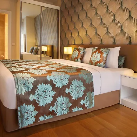 G Airport Apartment