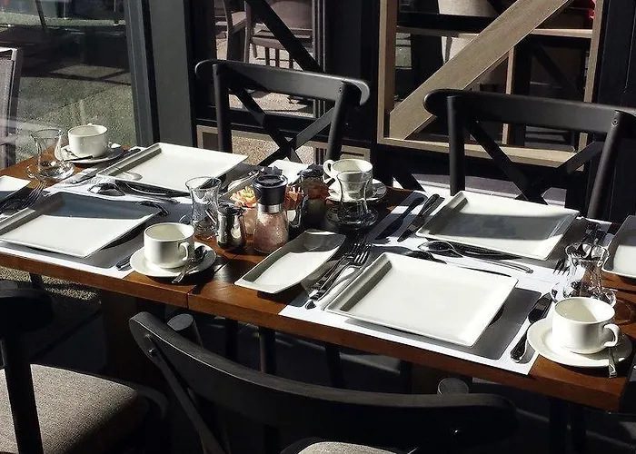 G Airport アパート