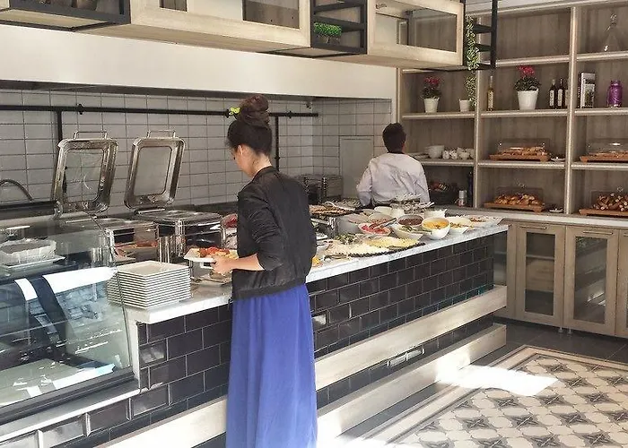 G Airport * イスタンブール