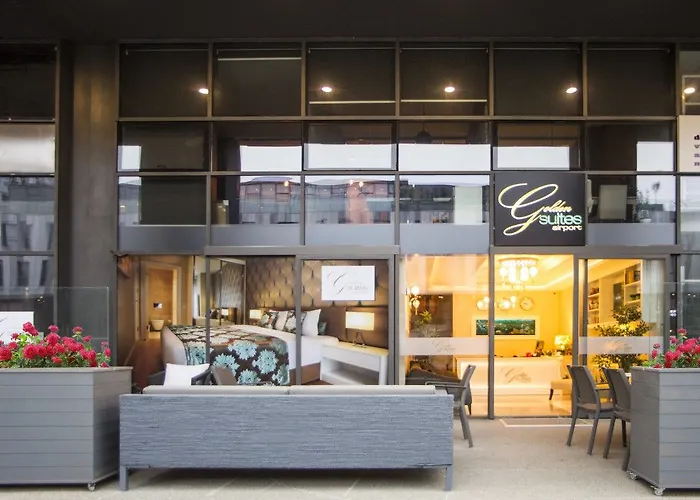 G Airport アパート