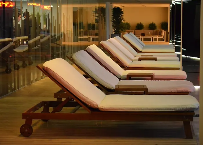 G Airport アパート